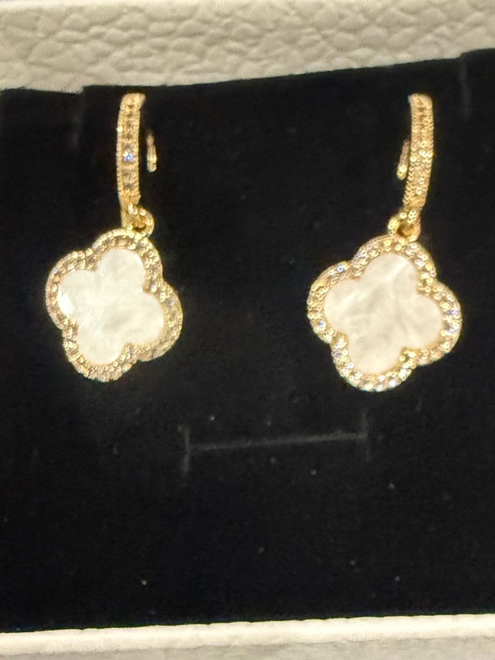 TU.LUXE 18k Gold Plated White Marbled Clover Drop Earrings with Crystal and case - Picture 2 of 3